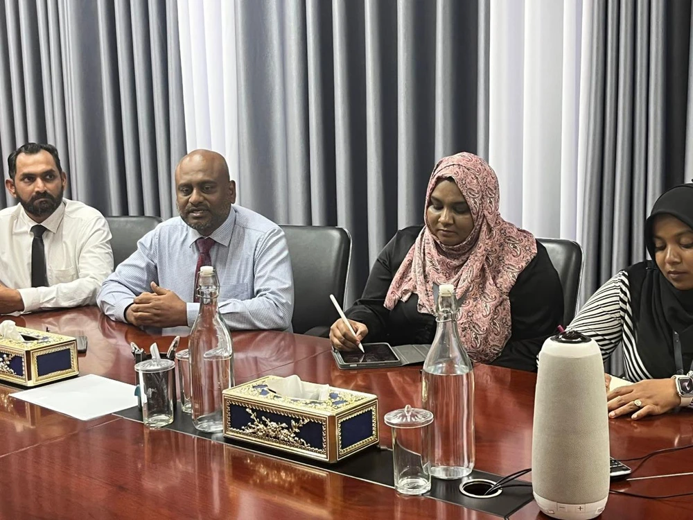 photo for ޤައުމީ ދުވަހު ހަރަކާތްތަކާ ބެހޭ ގޮތުން މަޝްވަރާކުރުމަށް ޤައުމީ ދިފާޢީ ބާރާއެކު ބޭއްވި ބައްދަލުވުން.